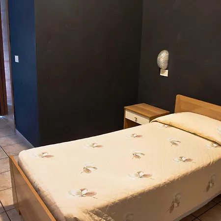 Papillon Hotel 2*