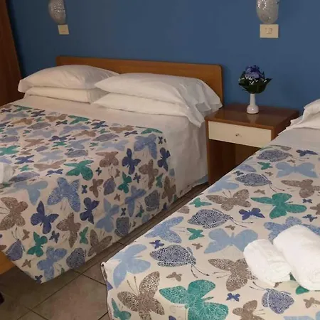 Hotel Papillon San Polo dʼEnza in Caviano