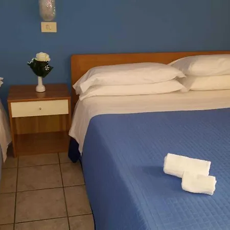 Hotel Papillon San Polo dʼEnza in Caviano