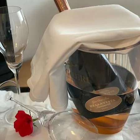 Papillon Hotel San Polo dʼEnza in Caviano