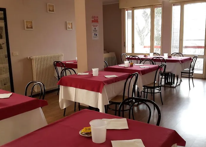 Papillon Hotel San Polo dʼEnza in Caviano